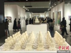 第八届大艺博开幕 青年艺术家“试水”市